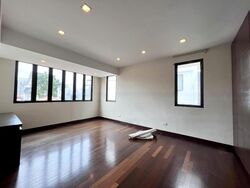 Sennett Avenue (D16), Semi-Detached #437538001